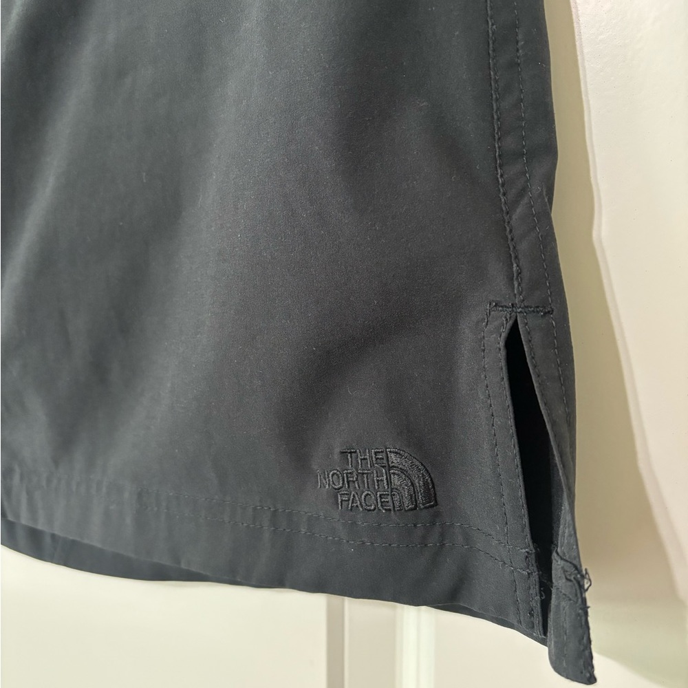 The North Face Apex Skort Skirt Black Athleisure Athletic Large Size 10 - Picture 3 of 12